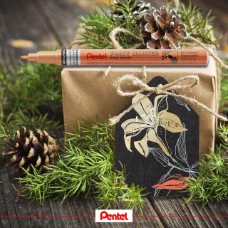 Are you prepared for Christmas? Gift tags for individual and personal gifts are quickly decorated with our Paint Marker.⁣
⁣
Product:⁣
Paint Marker MSP10 (fine)⁣
⁣⁣
#pentel #pentel_eu #pentelarts #pentelpaintmarker #paintmarker #lackmarker #lackstift #news #new #newpens #newcolours #neuefarben #metallic #metallicmarker #dekorartion #decoration  #glas #glasmarker #DIY #christmasdiy#geschenk #gifttag #geschenkanhänger #weihnachten #xmas #christmas #pentelchristmas